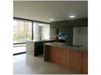 Apartamento en venta en El Poblado El Tesoro, Medellín · foto 7 de 20