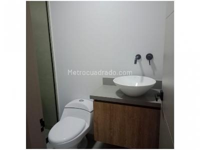 Apartamento en venta en El Poblado El Tesoro, Medellín · foto 14 de 20