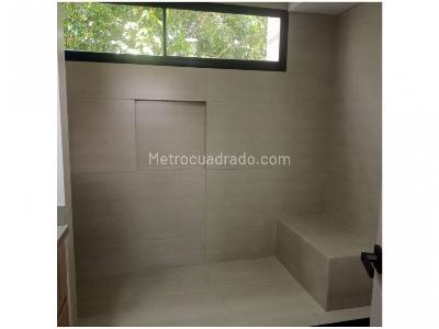 Apartamento en venta en El Poblado El Tesoro, Medellín · foto 19 de 20