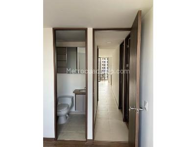 Apartamento de 3 alcobas en venta en San Antonio De Pereira, Rionegro, 71 m² · foto 10 de 19
