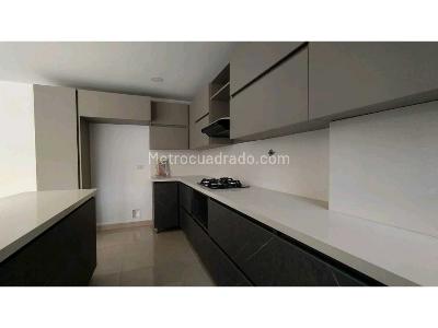 Apartamento de 2 alcobas en venta en La Castellana, Medellín, 200 m² · foto 3 de 18