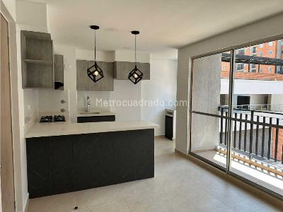 Apartamento de 2 alcobas en venta en Rionegro, Rionegro, 51 m² · foto 2 de 19