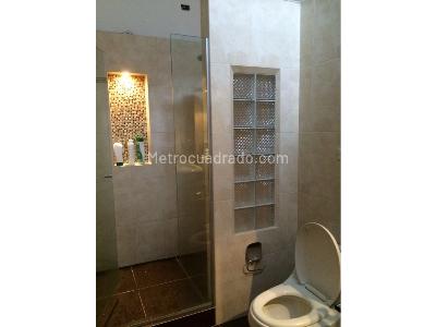 Casa de 5 alcobas en venta en Simon Bolivar, Medellín, 234 m² · foto 6 de 20