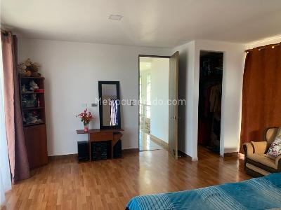 Casa de 4 alcobas en venta en A Cinco Minutos Del Parque, Medellín, 420 m² · foto 9 de 20