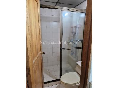 Casa de 5 alcobas en venta en El Poblado, Medellín, 248 m² · foto 9 de 20