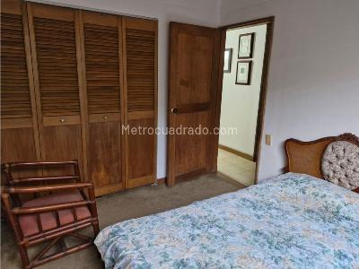 Casa de 5 alcobas en venta en El Poblado, Medellín, 248 m² · foto 13 de 20