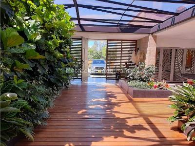 Casa de 4 alcobas en venta en Llano Grande, Rionegro · foto 3 de 11
