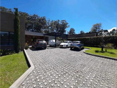 Casa de 4 alcobas en venta en Llano Grande, Rionegro · foto 6 de 11