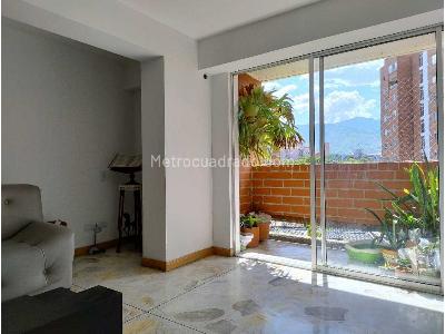 Apartamento de 3 alcobas en venta en Laureles, Medellín, 80 m² · foto 5 de 18