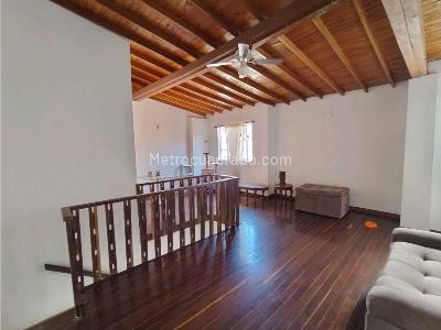 Apartamento de 3 alcobas en venta en Laureles, Medellín, 80 m² · foto 13 de 18