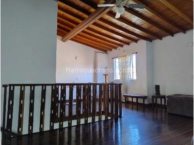 Apartamento de 3 alcobas en venta en Laureles, Medellín, 80 m² · foto 15 de 18