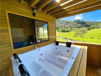 Casa de 5 alcobas en venta en Vereda Cruces, Medellín, 248 m² · foto 5 de 20