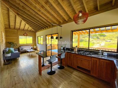 Casa de 5 alcobas en venta en Vereda Cruces, Medellín, 248 m² · foto 15 de 20
