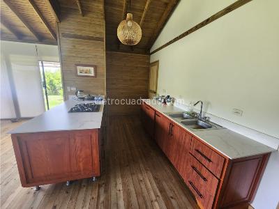 Casa de 5 alcobas en venta en Vereda Cruces, Medellín, 248 m² · foto 20 de 20