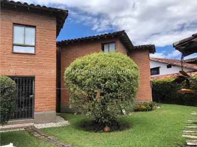 Casa de 5 alcobas en venta en Gualanday, Rionegro, 1700 m² · foto 9 de 20