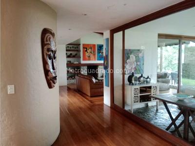 Casa de 4 alcobas en venta en Envigado, Envigado · foto 8 de 20