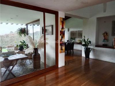 Casa de 4 alcobas en venta en Envigado, Envigado · foto 9 de 20