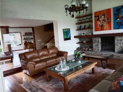 Casa de 4 alcobas en venta en Envigado, Envigado · foto 15 de 20