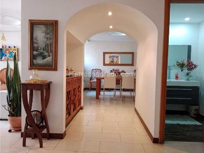 Apartamento en venta en Laureles, Medellín · foto 5 de 20