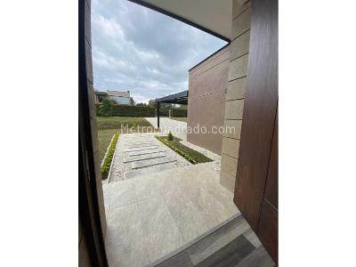 Casa de 4 alcobas en venta en Rionegro, Rionegro, 490 m² · foto 7 de 20