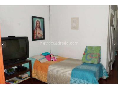 Casa de 4 alcobas en venta en Florida Nueva/Occidente, Medellín, 156 m² · foto 2 de 11
