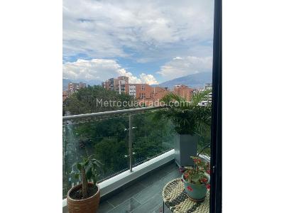 Apartamento de 3 alcobas en venta en La Castellana, Medellín, 130 m² · foto 3 de 20