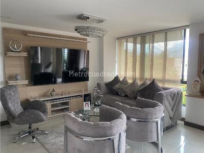 Apartamento de 3 alcobas en venta en La Castellana, Medellín, 130 m² · foto 8 de 20