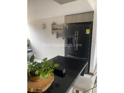 Apartamento de 3 alcobas en venta en La Castellana, Medellín, 130 m² · foto 11 de 20