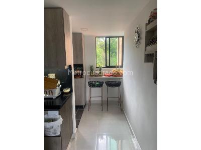 Apartamento de 3 alcobas en venta en La Castellana, Medellín, 130 m² · foto 13 de 20