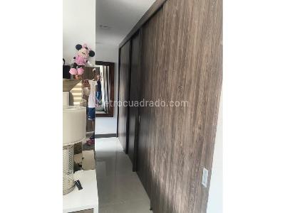 Apartamento de 3 alcobas en venta en La Castellana, Medellín, 130 m² · foto 16 de 20