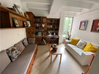 Apartamento de 3 alcobas en venta en Belen La Palma, Medellín, 117 m² · foto 3 de 20