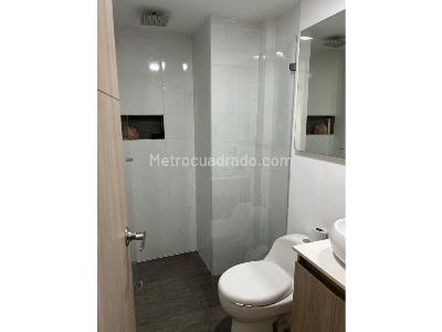 Apartamento de 5 alcobas en venta en Almeria En La Comuna 12 De Medellin, Medellín, 120 m² · foto 5 de 17