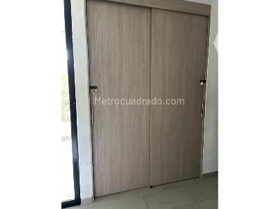 Apartamento de 5 alcobas en venta en Almeria En La Comuna 12 De Medellin, Medellín, 120 m² · foto 7 de 17