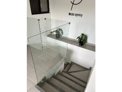 Apartamento de 5 alcobas en venta en Almeria En La Comuna 12 De Medellin, Medellín, 120 m² · foto 12 de 17