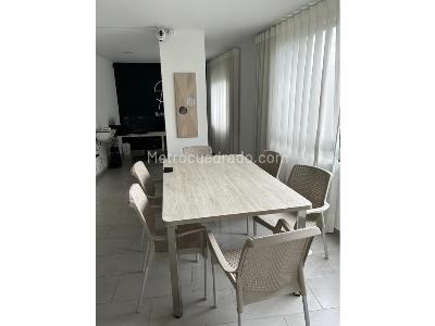 Apartamento de 5 alcobas en venta en Almeria En La Comuna 12 De Medellin, Medellín, 120 m² · foto 16 de 17