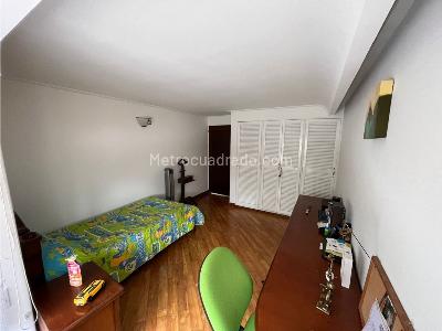 Casa de 4 alcobas en venta en El Poblado, Medellín, 643 m² · foto 7 de 20