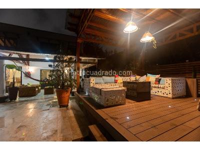 Casa de 4 alcobas en venta en El Poblado, Medellín, 643 m² · foto 13 de 20