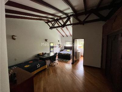 Casa de 4 alcobas en venta en El Poblado, Medellín, 643 m² · foto 16 de 20