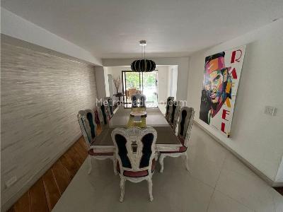 Casa de 4 alcobas en venta en El Poblado, Medellín, 643 m² · foto 18 de 20