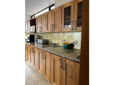 Casa de 4 alcobas en venta en El Poblado, Medellín, 440 m² · foto 19 de 20