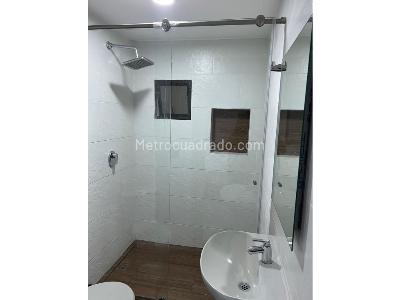 Casa de 5 alcobas en venta en Laureles, Medellín, 125 m² · foto 15 de 20