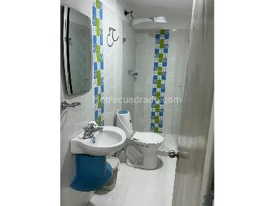 Casa de 5 alcobas en venta en Laureles, Medellín, 125 m² · foto 18 de 20