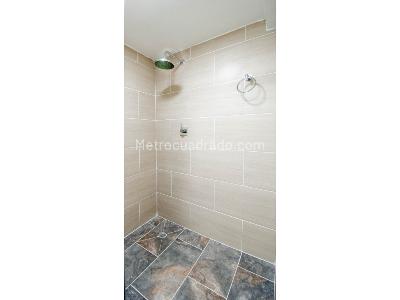 Casa de 5 alcobas en venta en Conquistadores, Medellín, 178 m² · foto 12 de 13