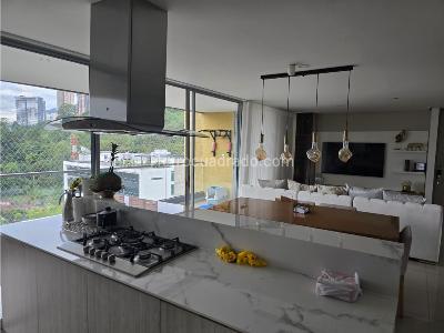 Apartamento en venta en Castropol, Medellín · foto 7 de 13