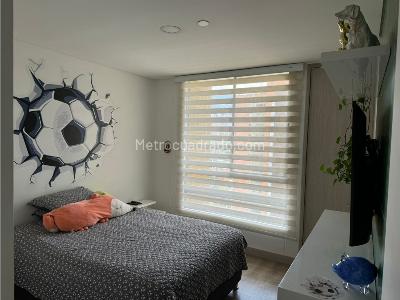 Apartamento en venta en Castropol, Medellín · foto 11 de 13