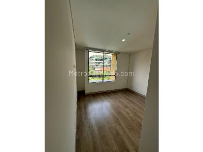 Apartamento de 4 alcobas en venta en Castropol, Medellín, 136 m² · foto 4 de 20