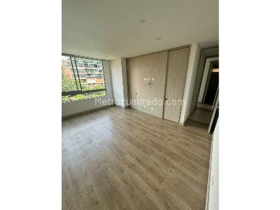 Apartamento de 4 alcobas en venta en Castropol, Medellín, 136 m² · foto 6 de 20
