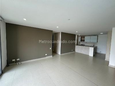 Apartamento de 4 alcobas en venta en Castropol, Medellín, 136 m² · foto 10 de 20