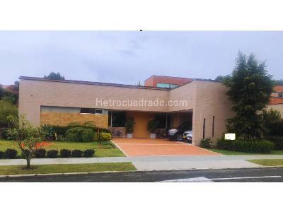 Casa de 3 alcobas en venta en Las Palmas, Envigado, 1330 m² · foto 12 de 12