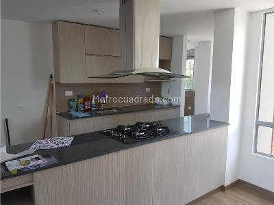 Apartamento de 3 alcobas en venta en Cumbres, Envigado, 120 m² · foto 2 de 13